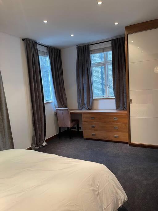 Designer 2 Bedroom Pimlico London Eksteriør bilde